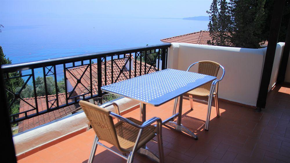Corfu Village (Adults Only) Agios Ioannis Peristerion Eksteriør bilde