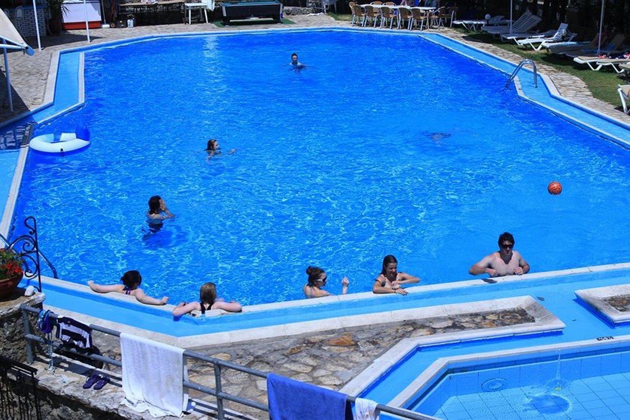 Corfu Village (Adults Only) Agios Ioannis Peristerion Eksteriør bilde